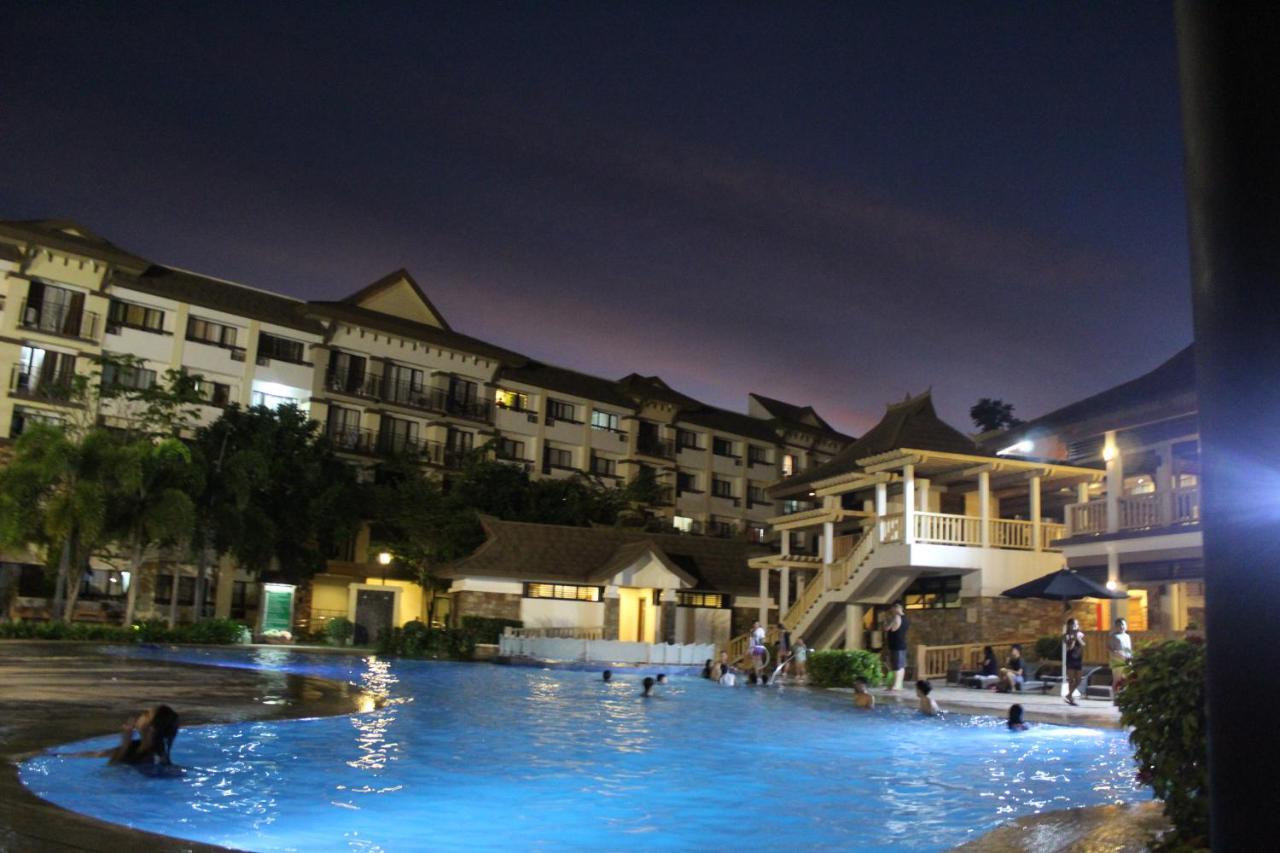 One Oasis A10 3Mins Walk Sm Mall,Free Pool - Wifi Davao City Esterno foto