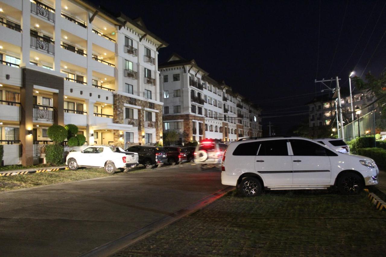 One Oasis A10 3Mins Walk Sm Mall,Free Pool - Wifi Davao City Esterno foto